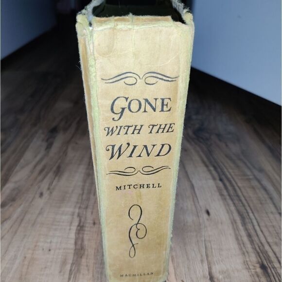 GONE WITH THE WIND by Margaret Mitchell HARDCOVER - Picture 6 of 10